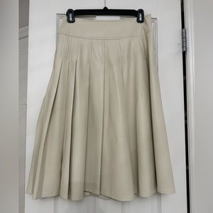 NWT faux leather skirt (minor wear from hanger see pic) fits like size 4/6